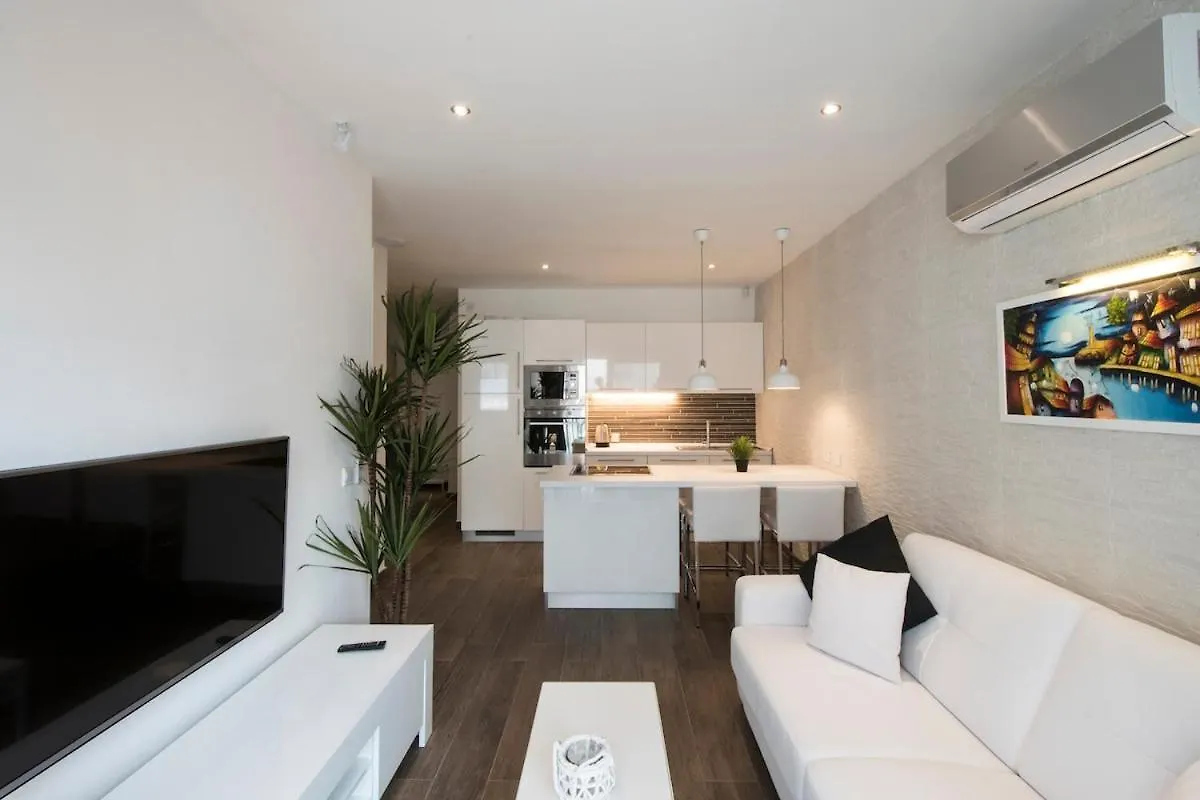 Daire Modern Gem Opposite Mercury Towers 203 Saint Julian's Malta